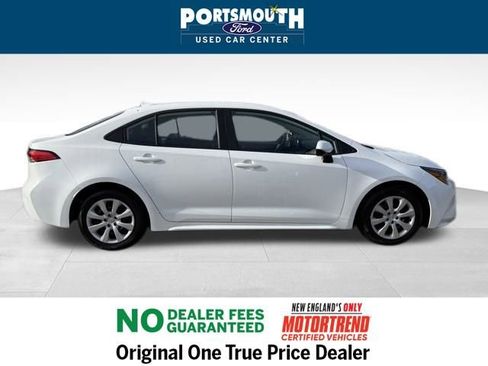 Used 2023 Toyota Corolla LE image 6