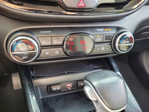 Used 2022 Kia Soul X-Line image 30