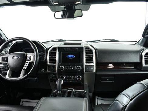 Used 2016 Ford F150 Platinum w/ Equipment Group 701A Luxury AWD/4WD image 7