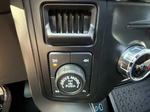 Used 2024 Ford F150 Lariat w/ Equipment Group 502A High AWD/4WD image 41