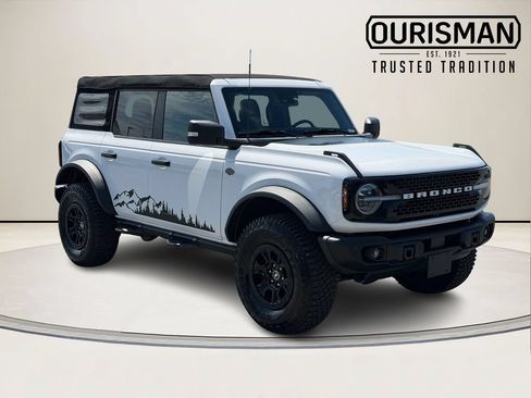 Used 2023 Ford Bronco Wildtrak AWD/4WD image 1