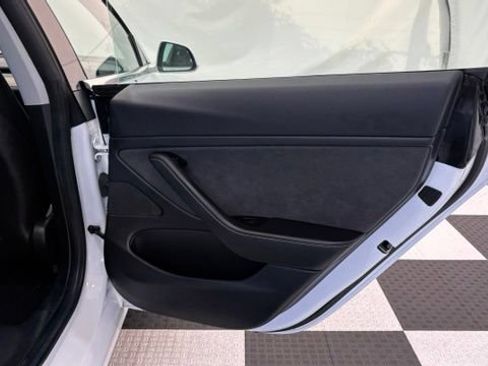 Used 2019 Tesla Model 3 Standard Range Plus RWD image 26