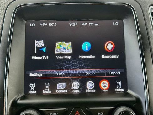 Used 2017 Dodge Durango R/T w/ Technology Group AWD/4WD image 19