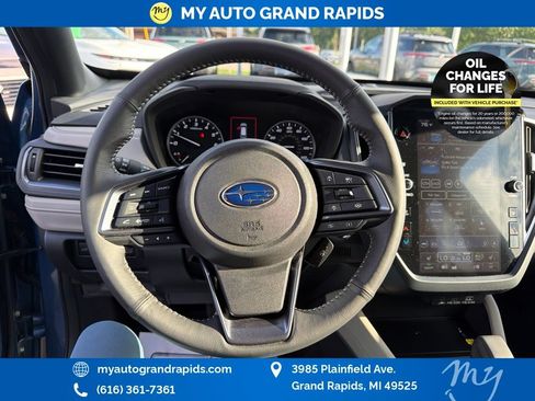 Used 2025 Subaru Forester Limited AWD/4WD image 13