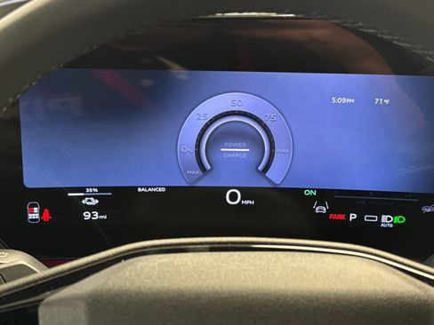 New 2027 Audi Q6 e-tron Premium Plus image 23