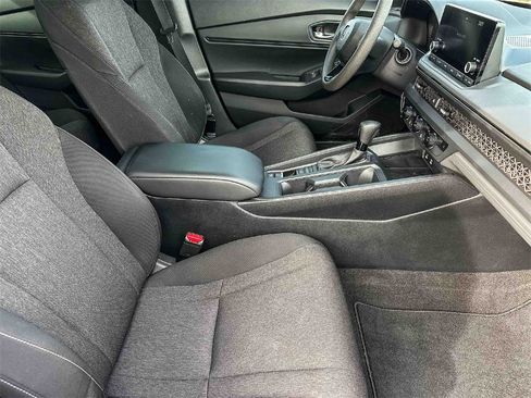 Used 2024 Honda Accord EX image 21
