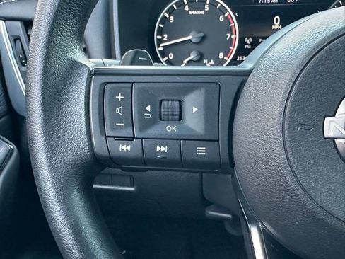 Used 2023 Nissan Rogue S AWD/4WD image 38