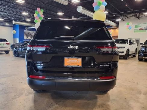 Used 2025 Jeep Grand Cherokee L Limited w/ Luxury Tech Group II image 6