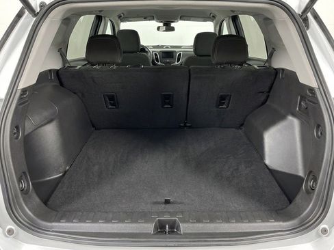 Used 2024 GMC Terrain SLE FWD image 23