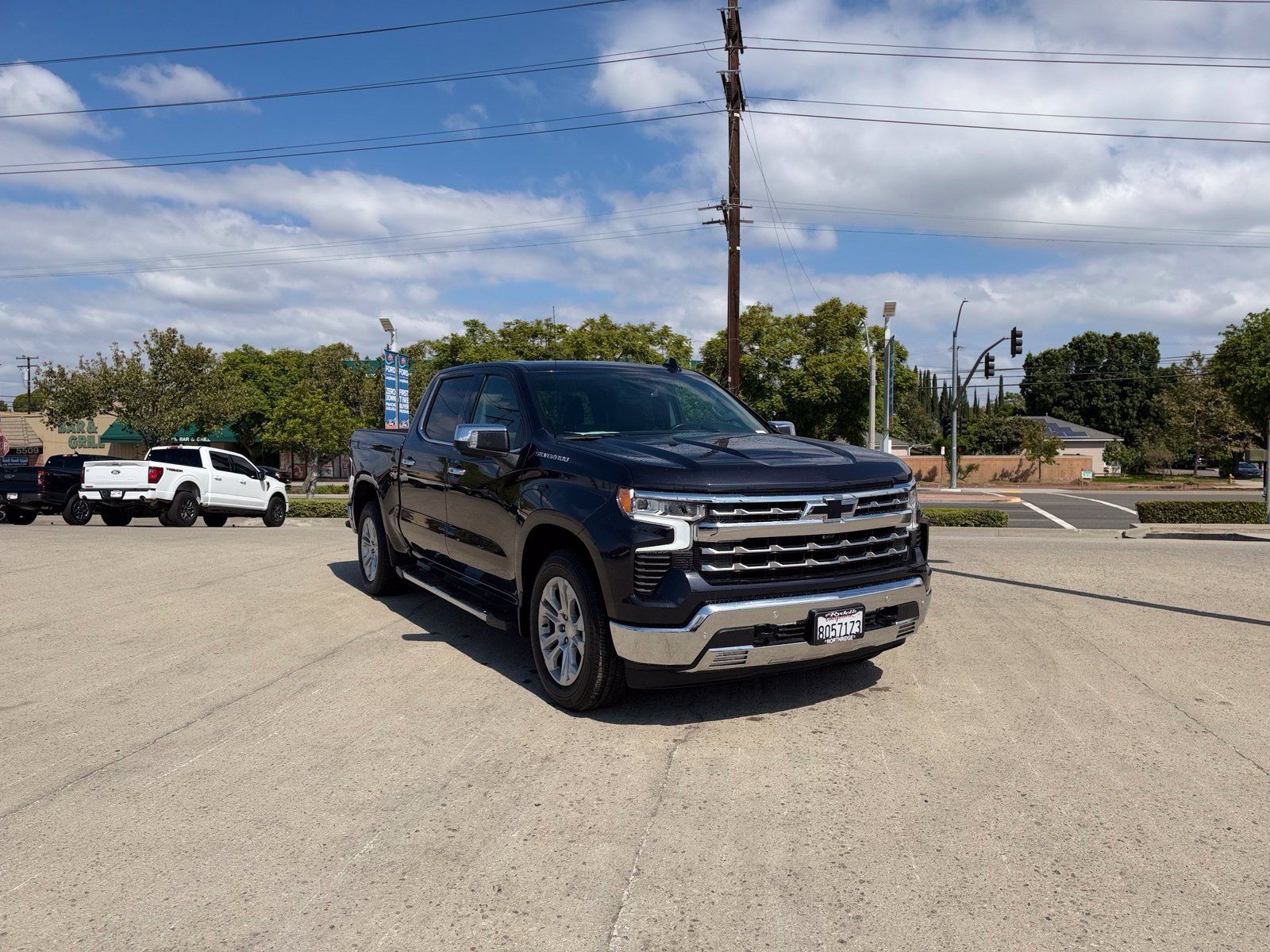 Used 2023 Chevrolet Silverado 1500 LTZ RWD image 4