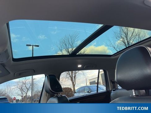 Used 2024 Volkswagen Atlas SEL Premium R-Line image 40