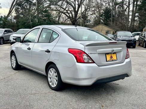 Used 2017 Nissan Versa S Plus FWD image 5