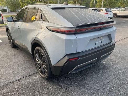 Used 2026 Toyota C-HR AWD/4WD image 3