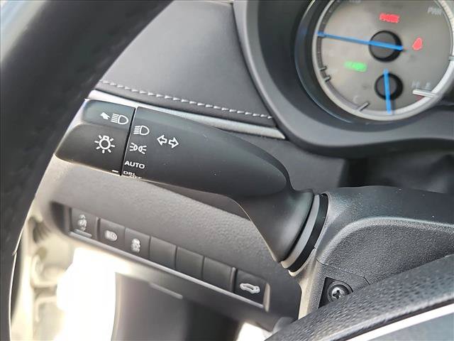 Used 2022 Toyota Venza XLE AWD/4WD image 16