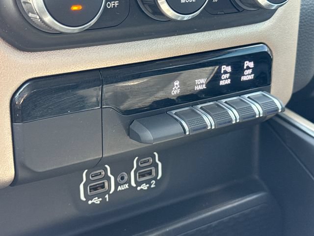 Used 2022 RAM 1500 Laramie AWD/4WD image 31