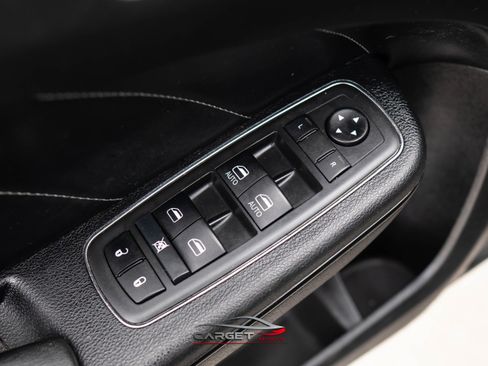 Used 2021 Dodge Charger Scat Pack w/ Daytona Edition Group image 39