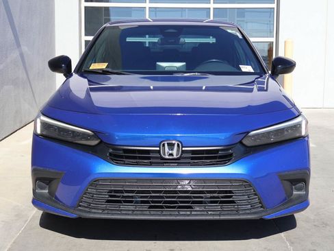 Used 2023 Honda Civic Sport image 5