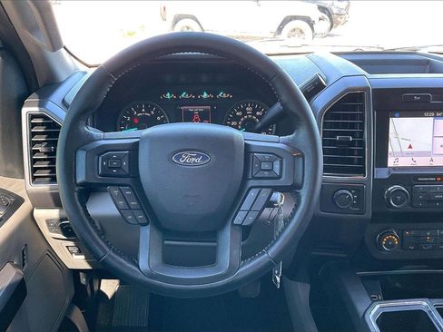 Used 2019 Ford F150 XLT w/ Equipment Group 302A Luxury image 8