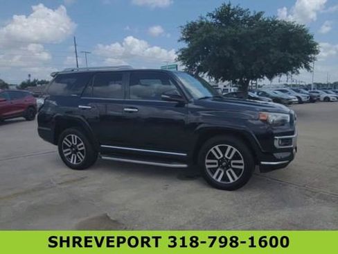 Used 2015 Toyota 4Runner Limited AWD/4WD image 2