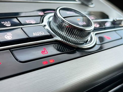 Used 2023 Lincoln Aviator Standard w/ Elements Package image 20