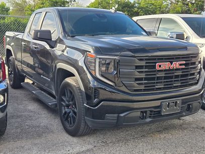 Used 2024 GMC Sierra 1500 Pro w/ Graphite Edition