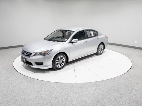 Used 2014 Honda Accord LX image 31