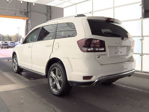 Used 2018 Dodge Journey Crossroad image 3