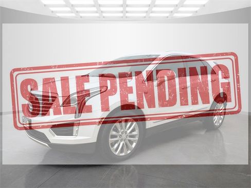 Used 2017 Cadillac XT5 Platinum image 4