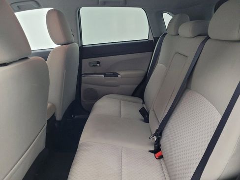 Used 2019 Mitsubishi Outlander Sport SE AWD/4WD image 18