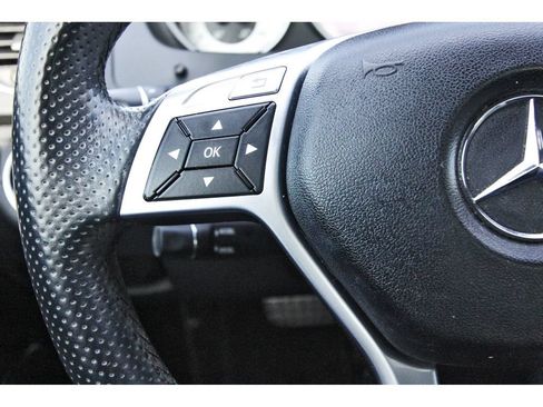 Used 2014 Mercedes-Benz C 250 Sedan image 19