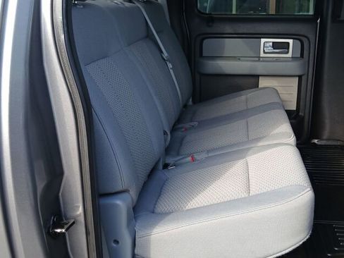 Used 2011 Ford F150 XLT w/ XLT Chrome Pkg image 12
