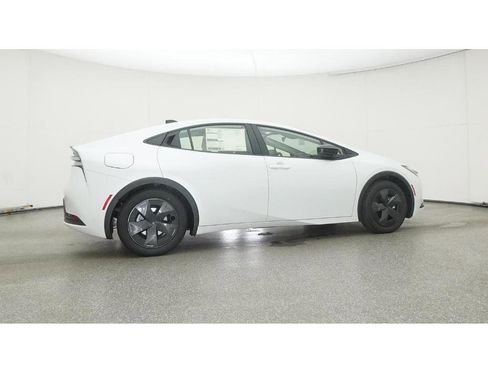 New 2026 Toyota Prius SE image 26