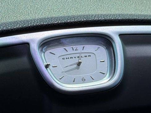 Used 2014 Chrysler 300 C AWD/4WD image 34