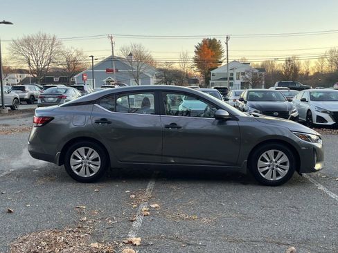 New 2025 Nissan Sentra S image 4