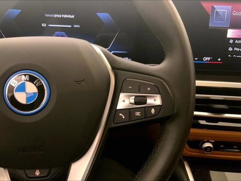 Certified 2023 BMW i4 eDrive35 RWD image 19