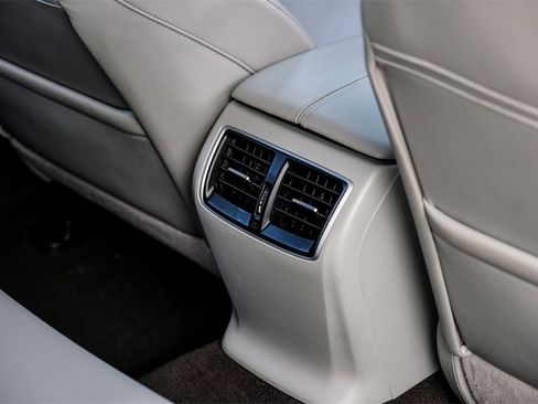 Used 2019 Acura TLX w/ Technology Package image 39