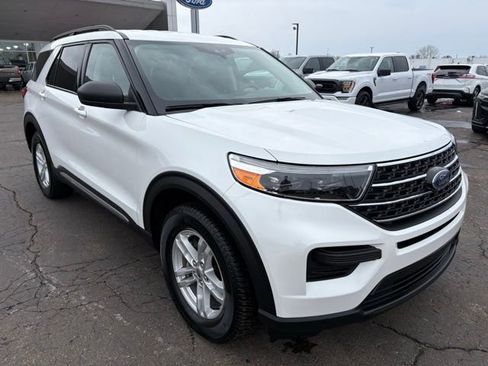 Used 2020 Ford Explorer XLT w/ Class III Trailer Tow Package image 8