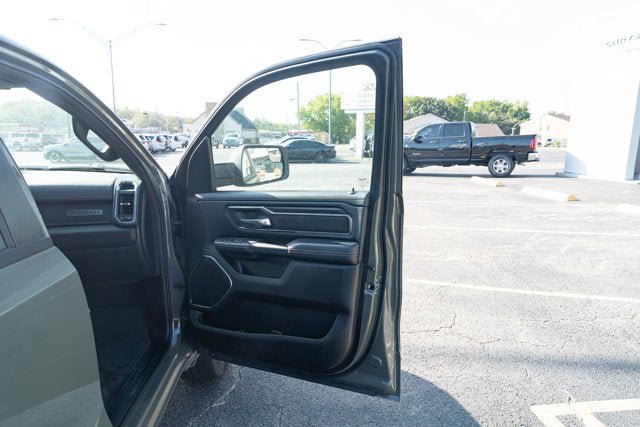 Used 2026 RAM 1500 Laramie AWD/4WD image 16