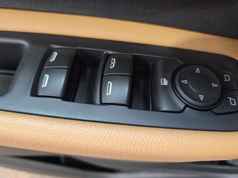 Used 2020 GMC Terrain SLT FWD image 28