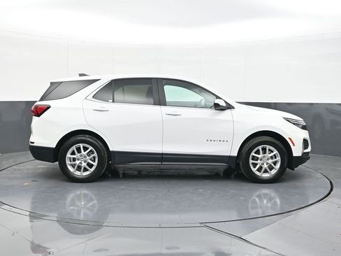 Used 2024 Chevrolet Equinox LT image 17