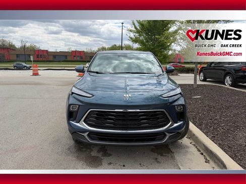 New 2026 Buick Encore GX Preferred w/ Comfort Package AWD/4WD image 3