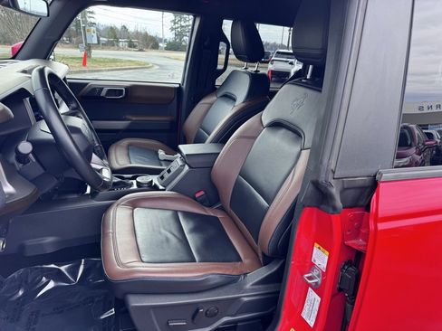 Used 2022 Ford Bronco Outer Banks image 19