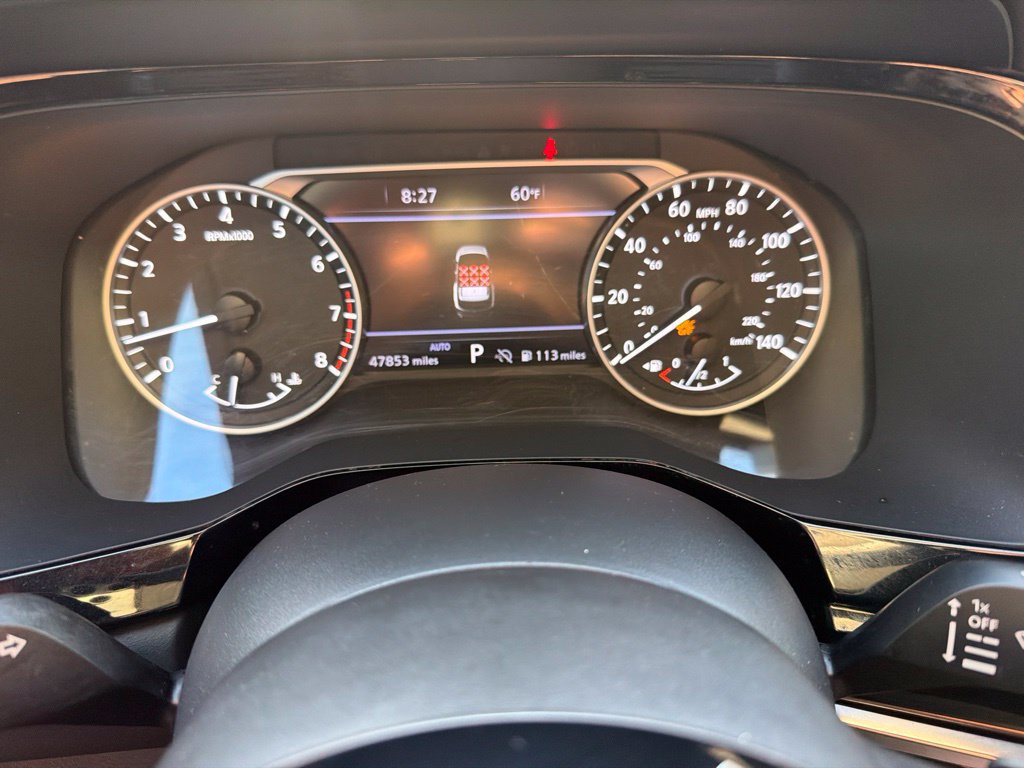 Used 2023 Nissan Pathfinder SL AWD/4WD image 32