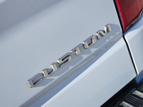 Used 2024 Chevrolet Silverado 1500 Custom image 10