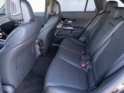 Certified 2025 Mercedes-Benz GLC 300 4MATIC image 17