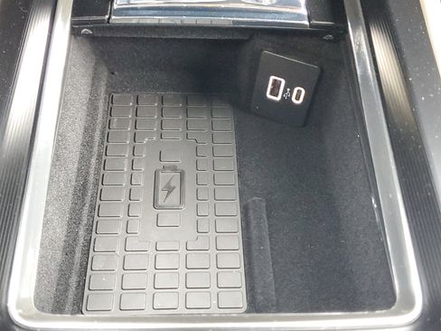 New 2026 Lincoln Corsair Premiere image 23