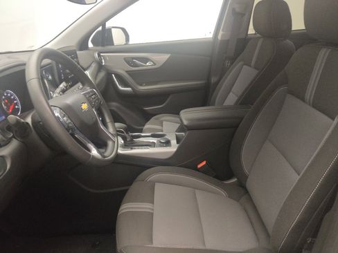 Used 2024 Chevrolet Blazer LT FWD image 17
