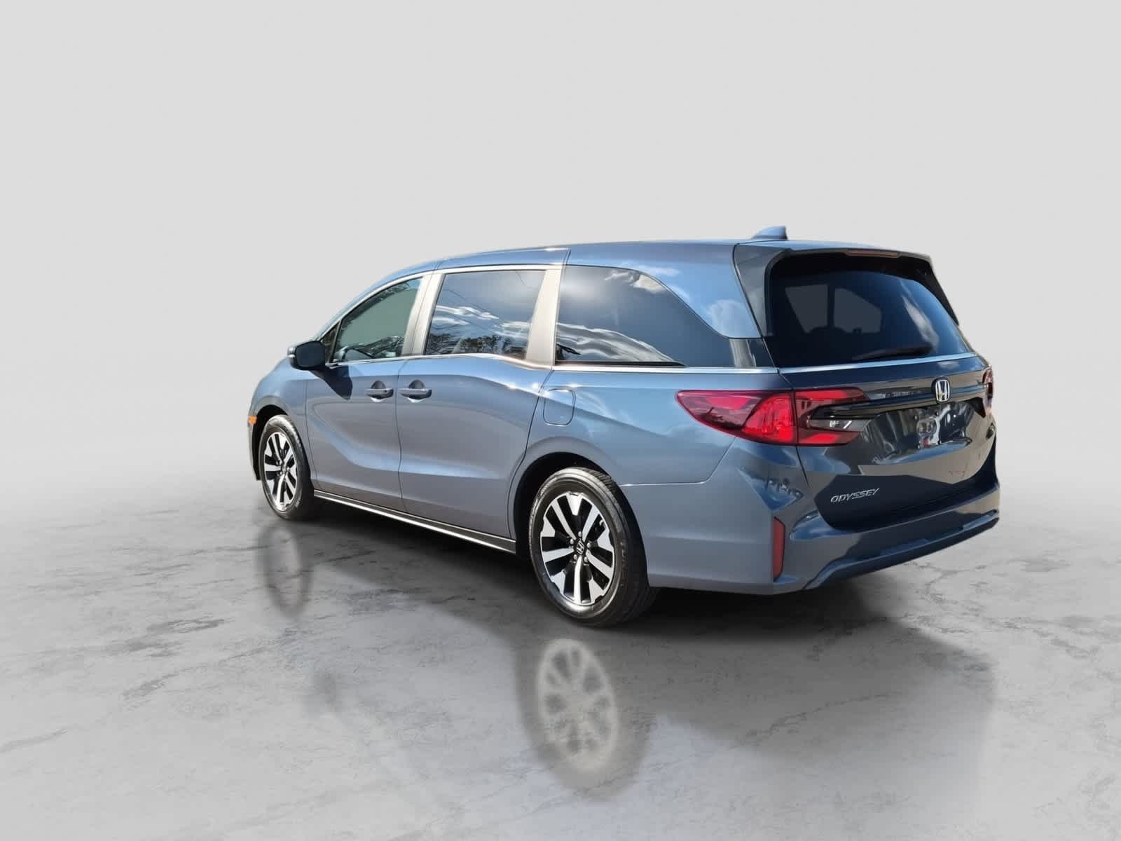 Used 2025 Honda Odyssey EX-L image 6