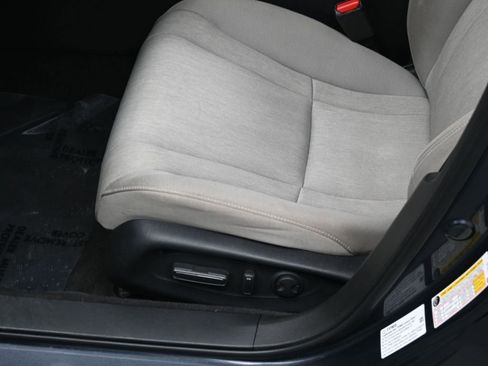 Used 2023 Honda Accord EX image 12