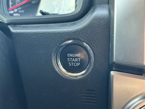 Used 2022 Toyota 4Runner SR5 Premium image 27